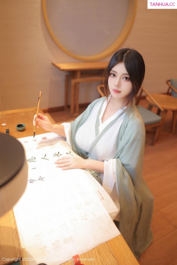  [XiuRen]高清写真图 2024.07.30 No.8937 蛋蛋宝 丝袜美腿第5张图片